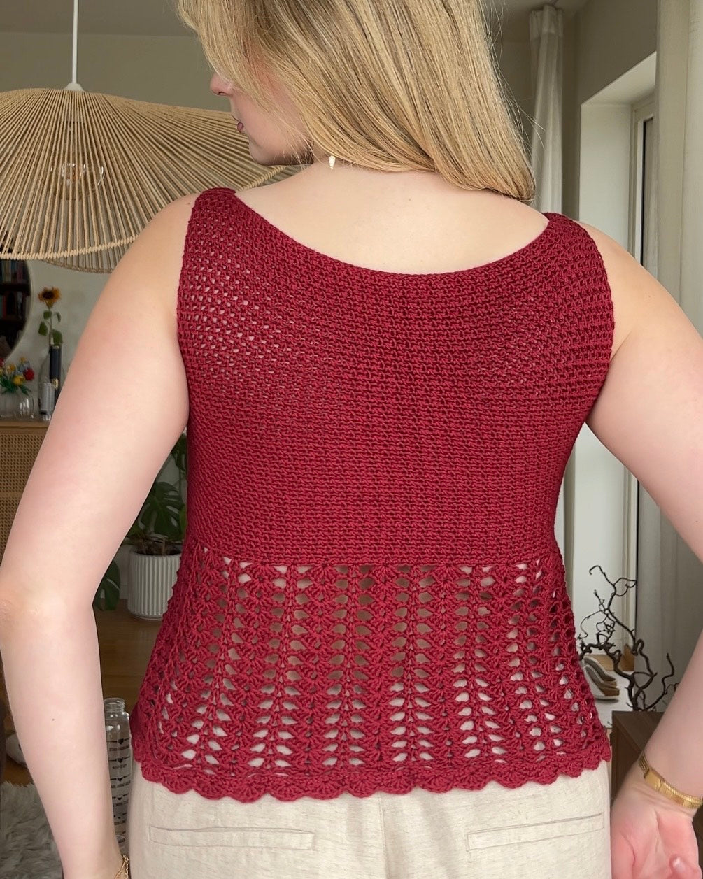 Lacy top crochet pattern - English